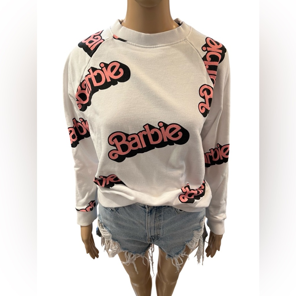 Super cute Barbie crewneck from Zara 💕